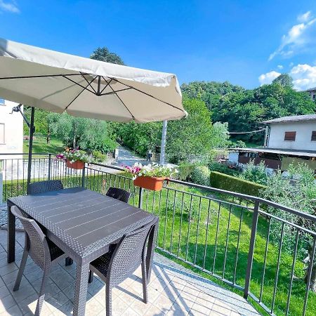 La Spiaggia Apartment Белладжо Экстерьер фото